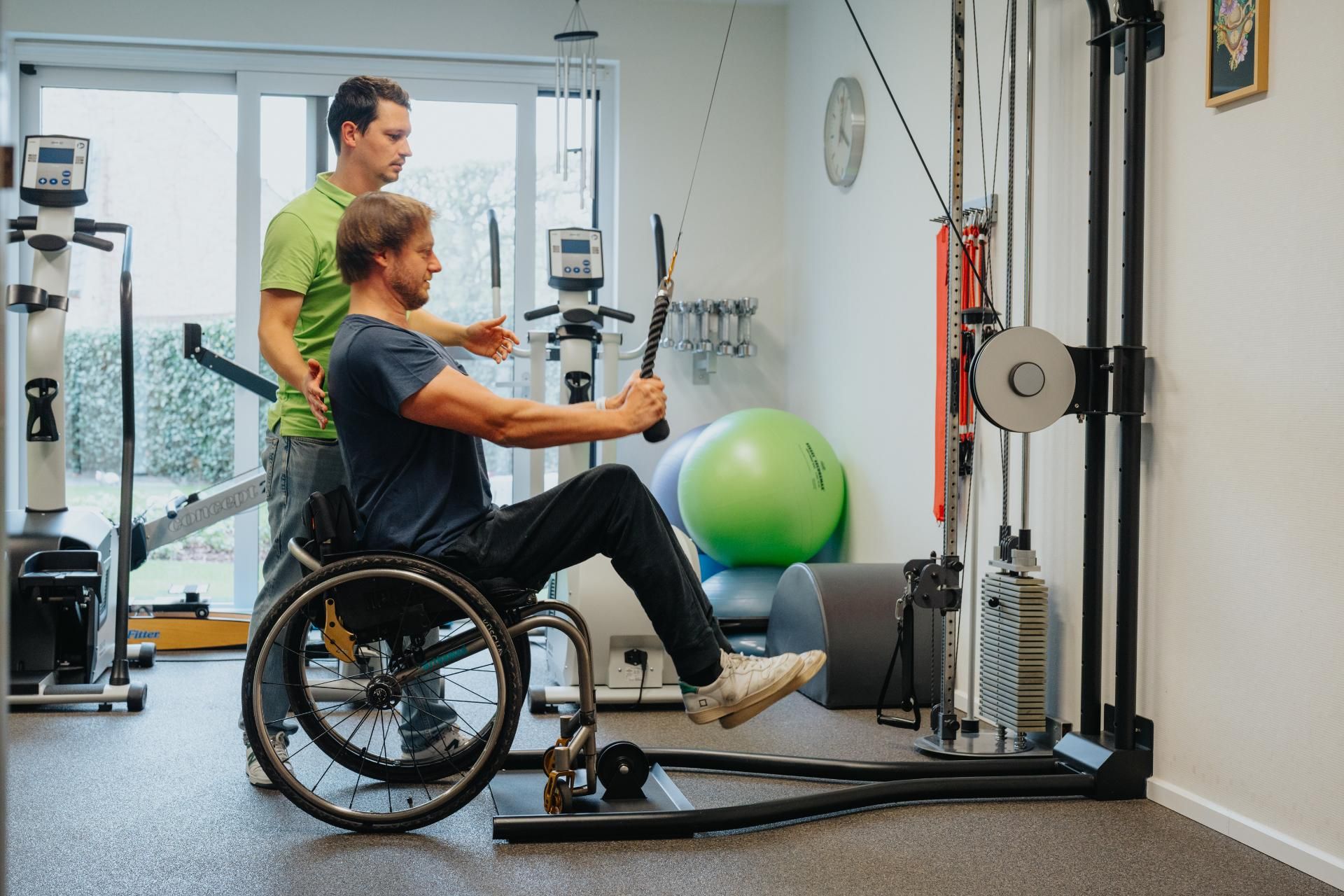 Bij een functional movement screening detecteren we zwakke schakels bij sporters