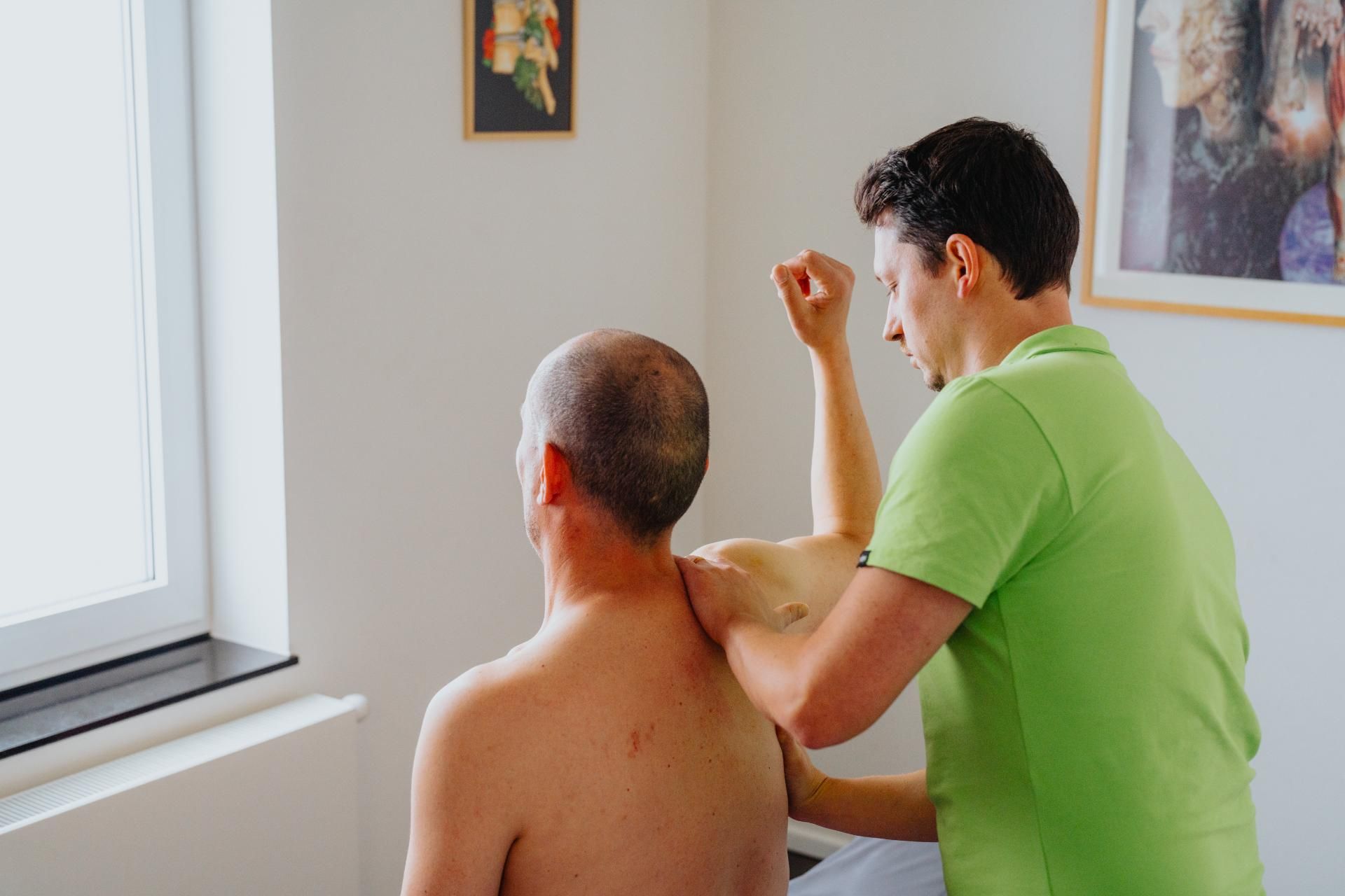 Curactive gebruikt kinetic control om ongecontroleerde bewegingen te hertrainen